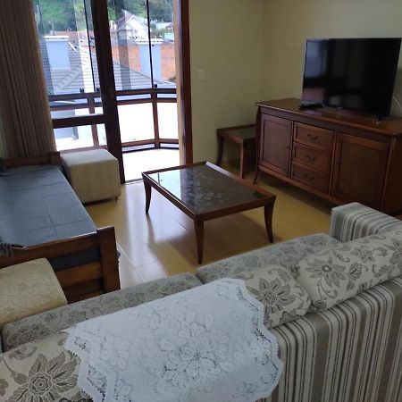 Ferienwohnung Apartamento Ensolarado No Centro De Gramado Exterior foto
